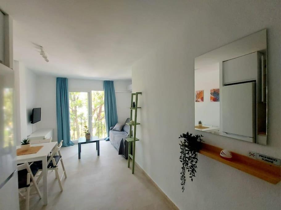 Nice Flat Close To The Centre Málaga Esterno foto